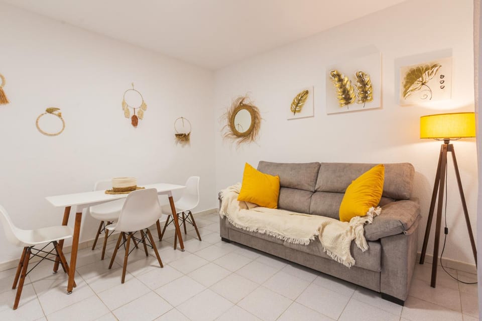 Menabrea Holiday House near the beach and airport Apartment in Santa Pola