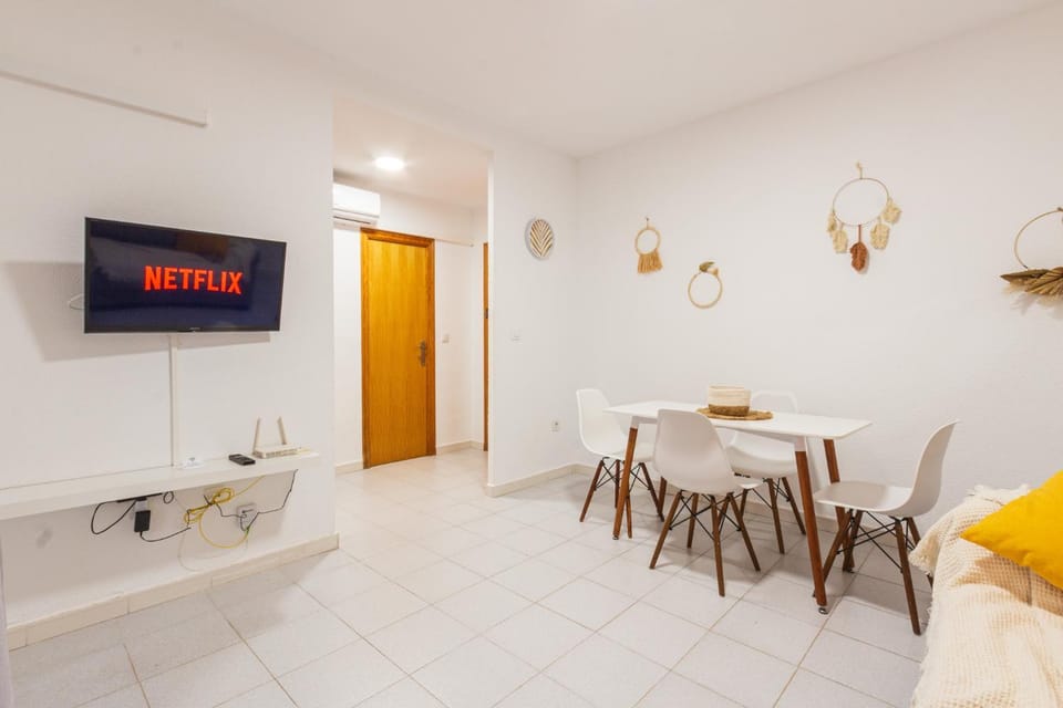 Menabrea Holiday House near the beach and airport Apartment in Santa Pola