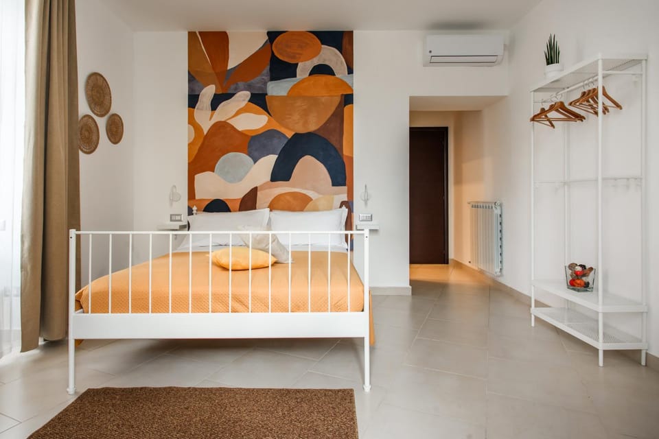 Neapolis Guest House Bed and Breakfast in Naples