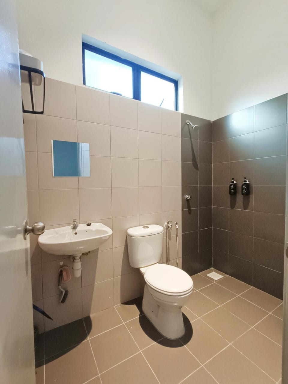 Shower, Toilet, Bathroom, bidet