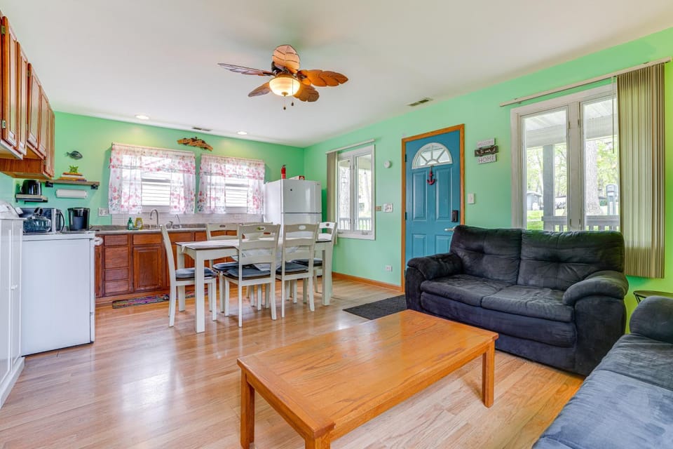 Kayak, Fish, Boat & Swim: Home Near Lakeside Park! House in Sister Lakes
