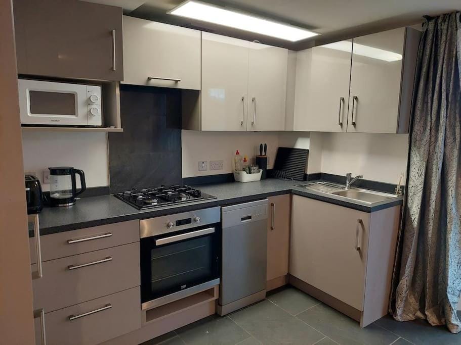 Flat 1 Cosy and Comfortable in Chester Apartment in Chester