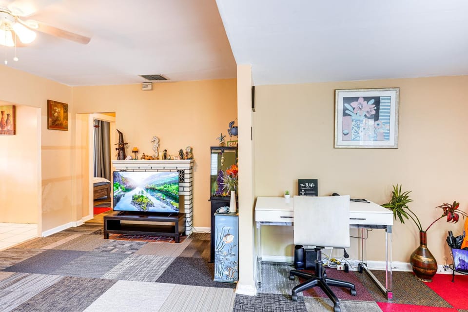 19 Mi to Disney World: Bright Haines City Getaway! House in Haines City