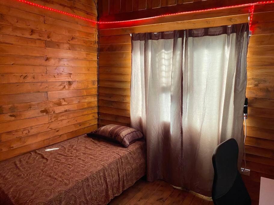 Cabaña Princesa Roja - PERFECT view of the valley! Chalet in Cartago Province, Costa Rica