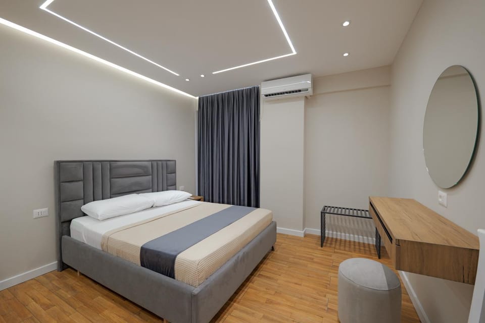 Bed, Photo of the whole room, air conditioner