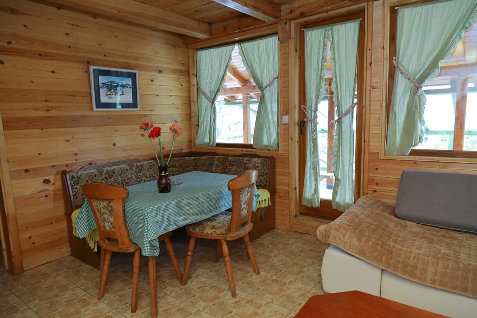 Drina Na Vodi House in Zlatibor District, Serbia