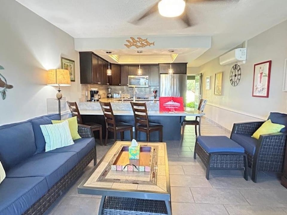 Remodeled & Views! ks b7- Sullivan House in Kapalua