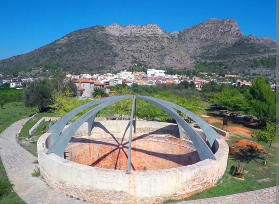 Nearby landmark
