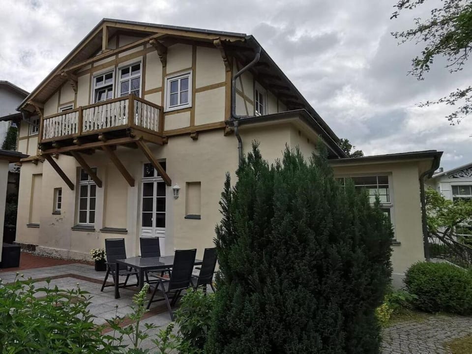 Property building, Other