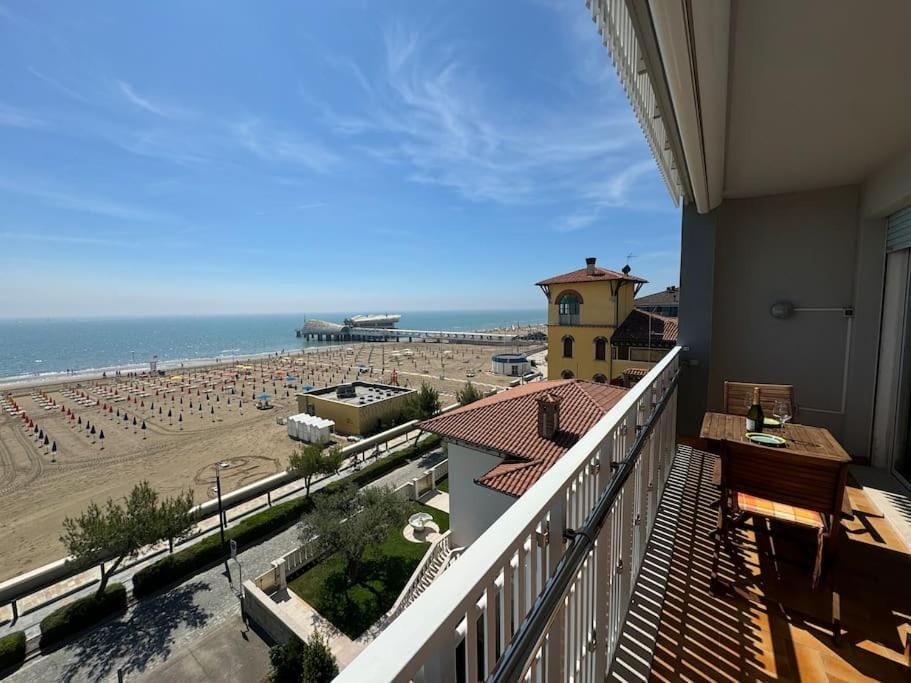 Balcony/Terrace, Balcony/Terrace, Beach, Sea view