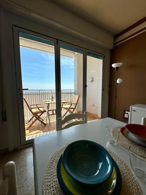Dining area, Sea view