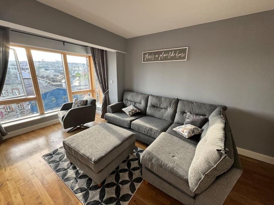 Luxury 2 bed fully equipped city centre apartment Apartment in Cork City