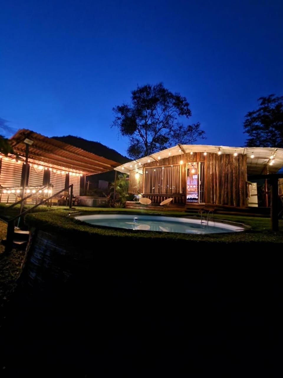 Night, Garden, Garden view, Swimming pool