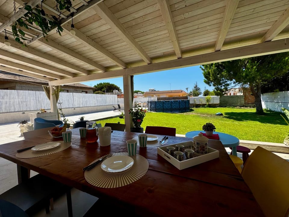 Villa a due passi dal Mare in pieno Relax House in Santa Maria del Focallo