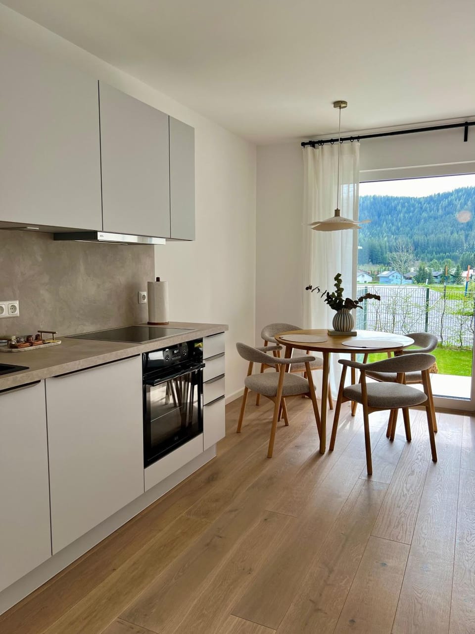 Kitchen or kitchenette, Dining area, Garden view, kitchen
