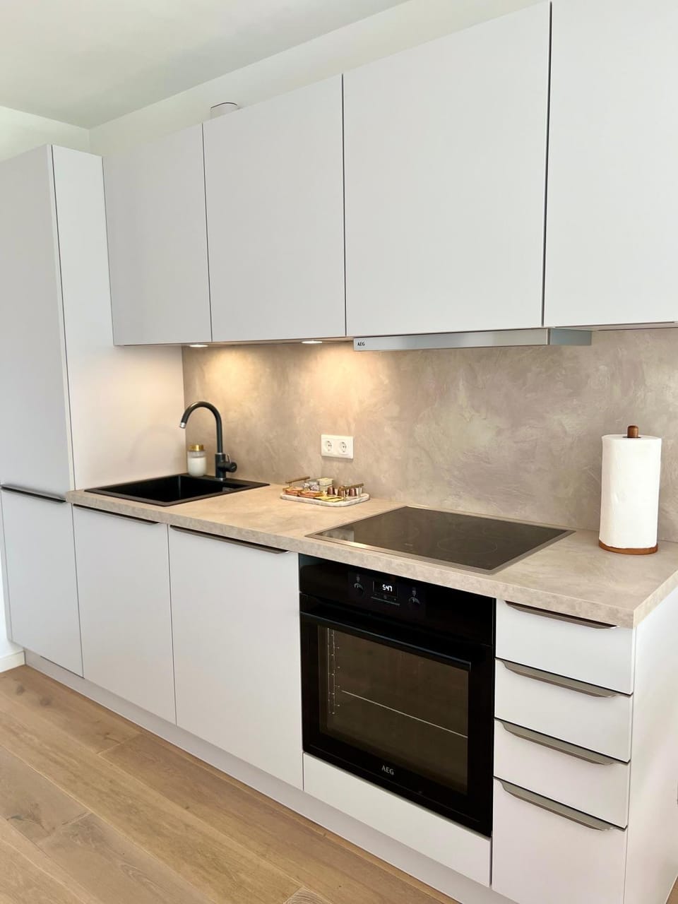 Kitchen or kitchenette, stove, kitchen