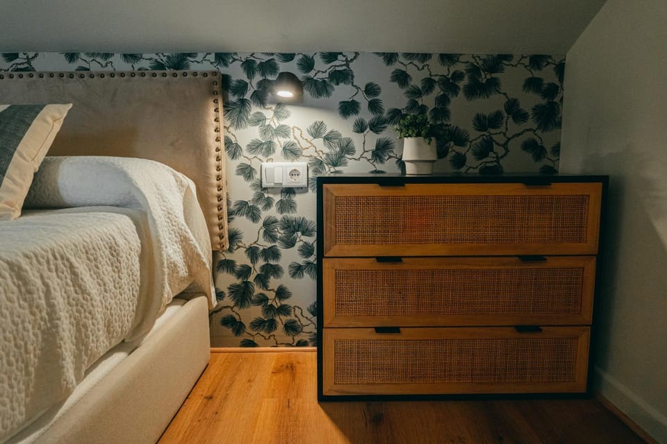 Bed, Bedroom
