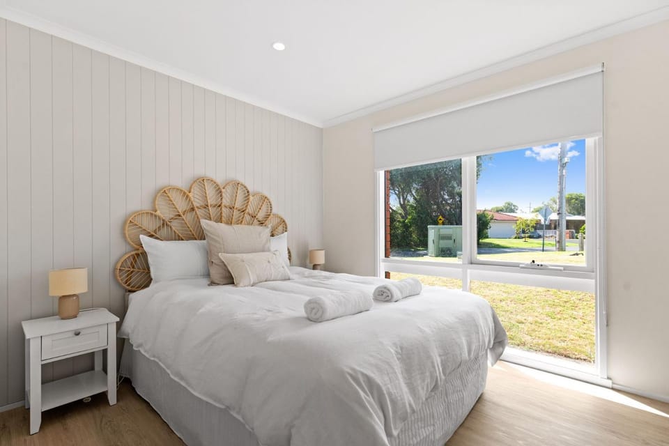 Capel Coastal Escape Villa in Melbourne