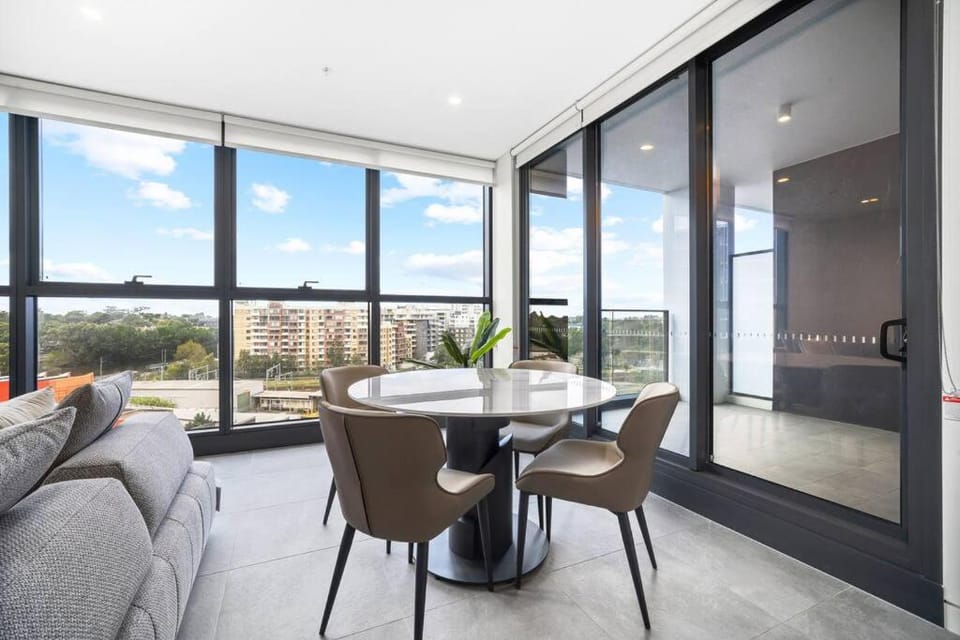 Spacious 2Bedroom Apt in Homebush Apartment in Sydney