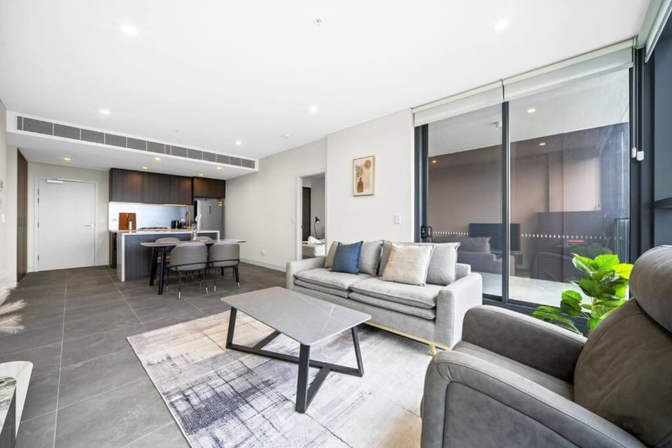 City&Bridge View 2 Bed+Study in Homebush Apartment in Sydney