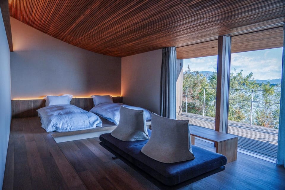 Natural landscape, Photo of the whole room