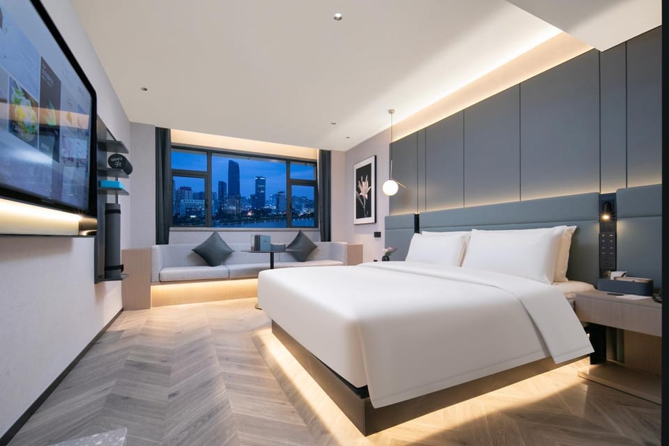 Bed, Photo of the whole room