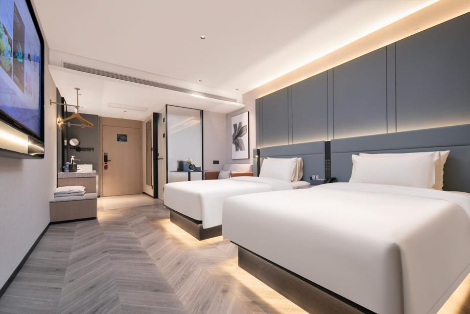 Bed, Photo of the whole room
