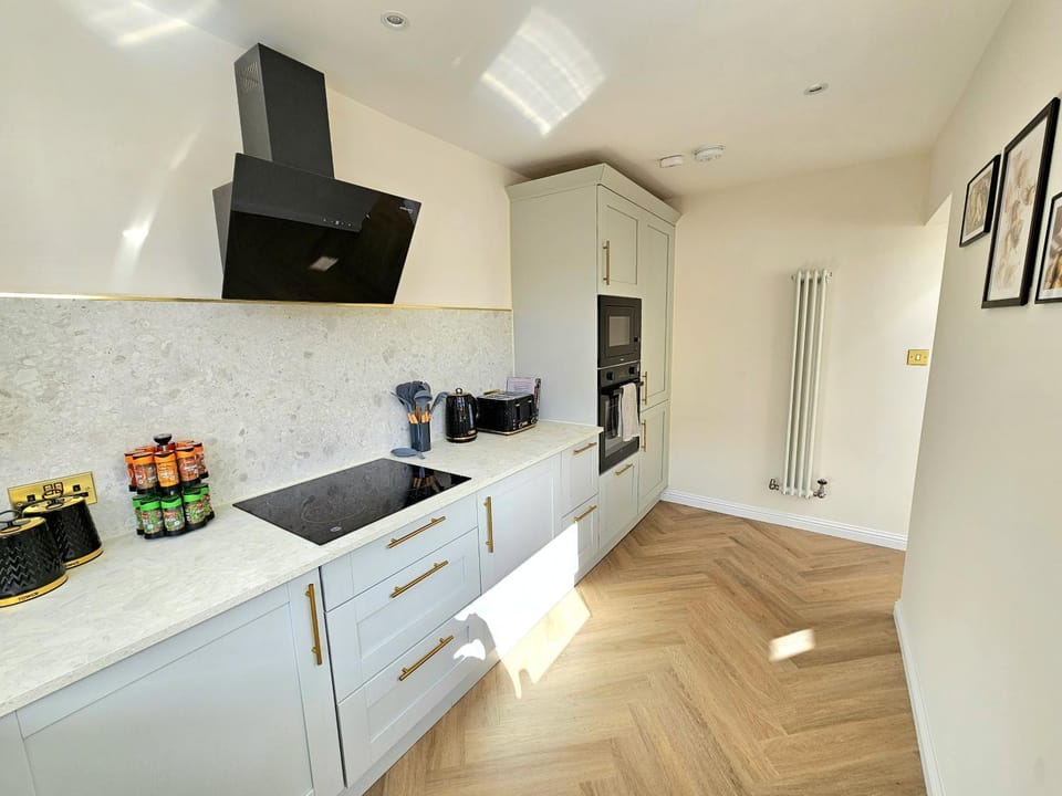 Kitchen or kitchenette, stove