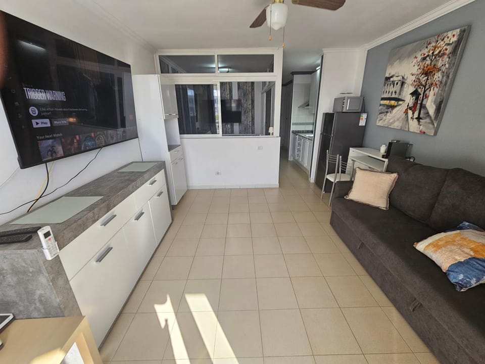 Corbeta 427 aircon and 3 pools Apartment in Abona