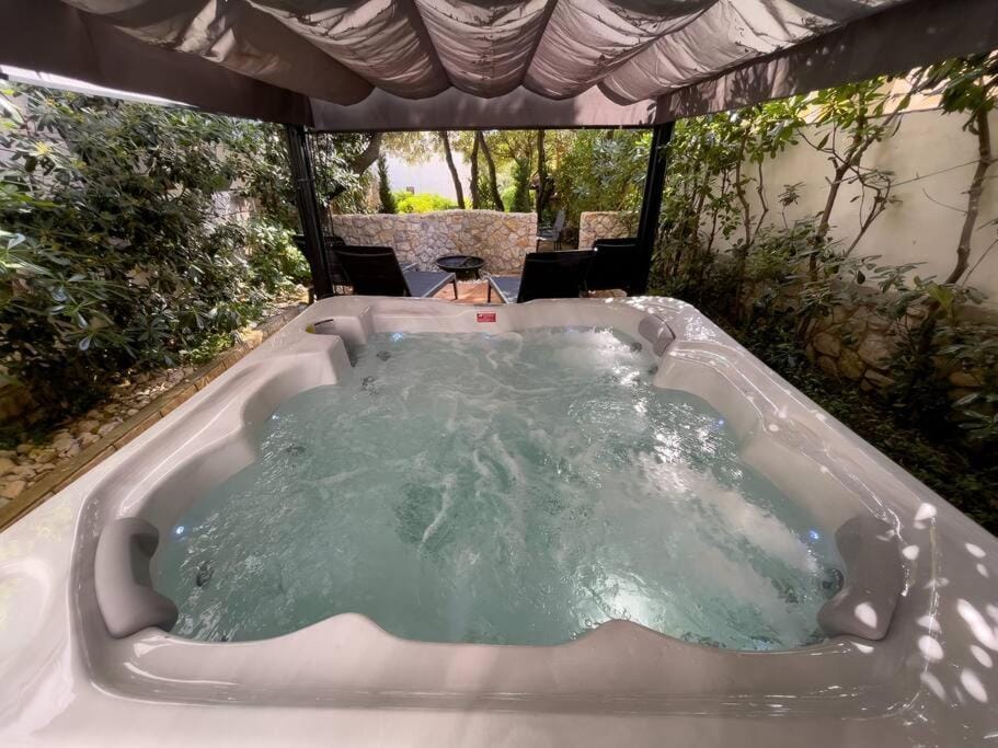 Hot Tub