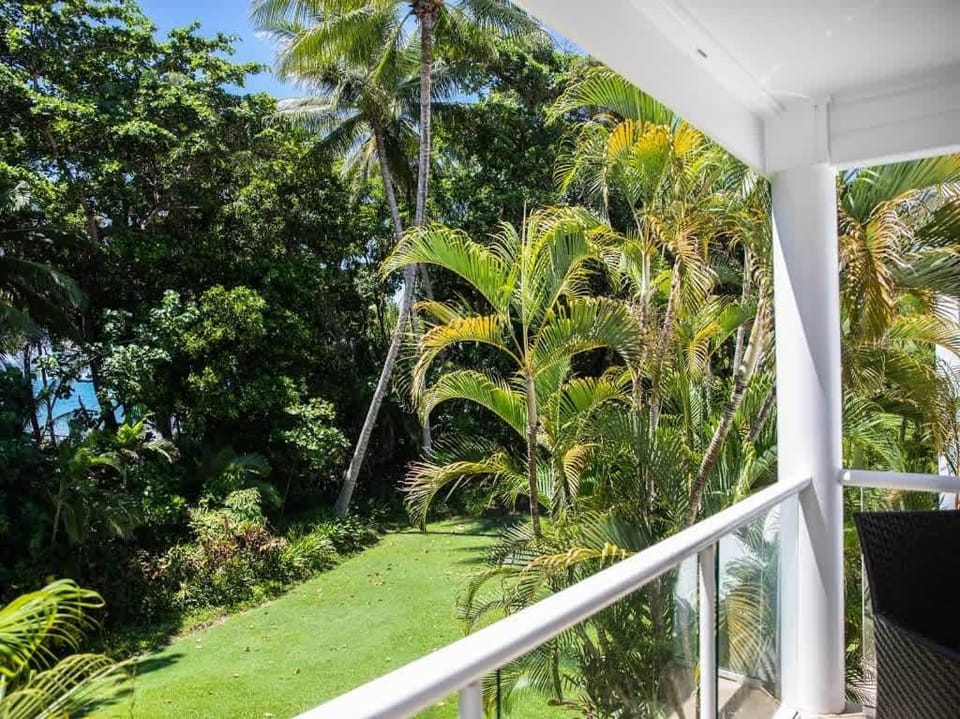 Port Douglas Mirage Villa#431- Absolute Beachfront House in Port Douglas