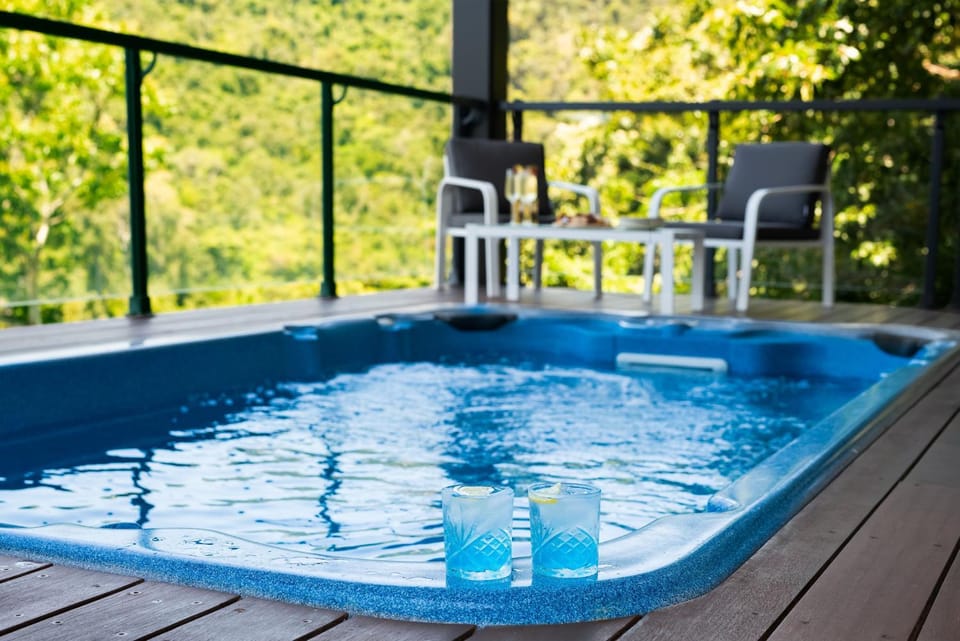 Airlie Nights House in Airlie Beach