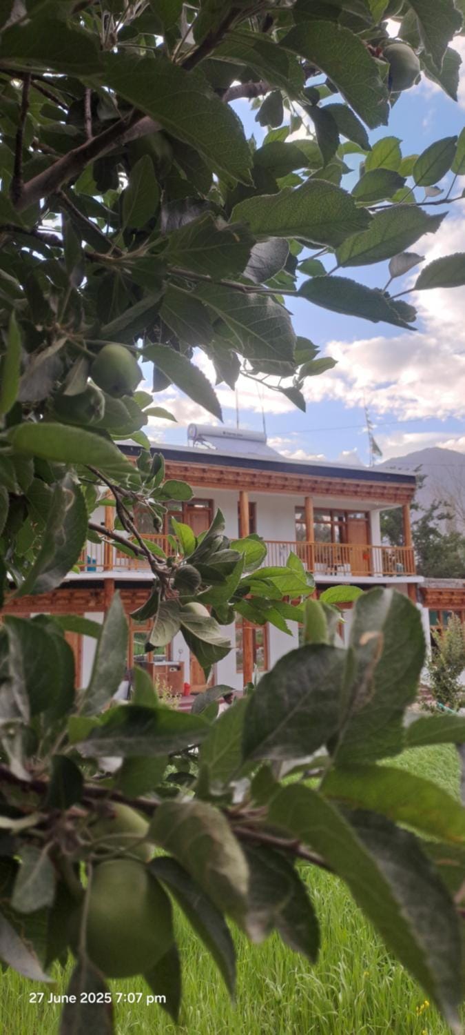 Property building, Spring, Garden view