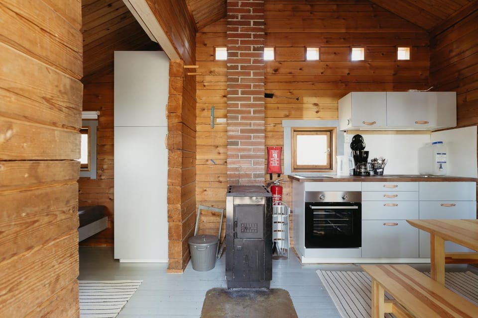 Kitchen or kitchenette, pet friendly