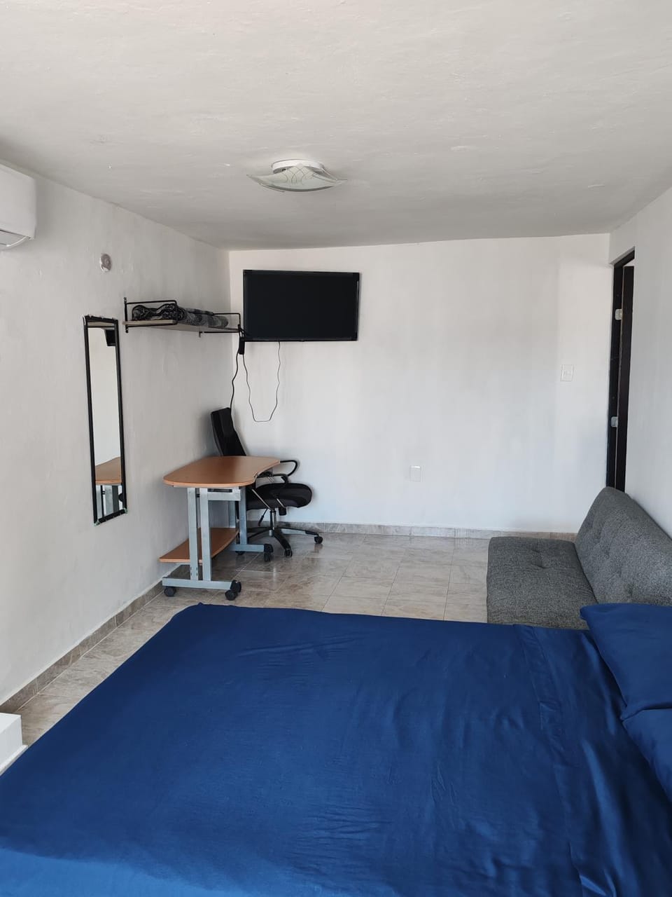 TV and multimedia, Bedroom, air conditioner
