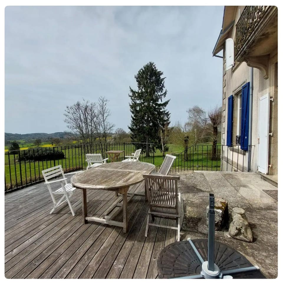 Property building, Natural landscape, View (from property/room), Balcony/Terrace