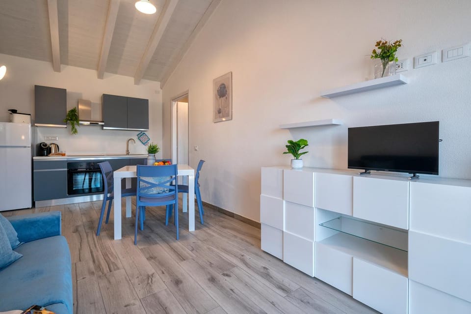 TV and multimedia, Kitchen or kitchenette, Living room, Seating area, Dining area, pet friendly
