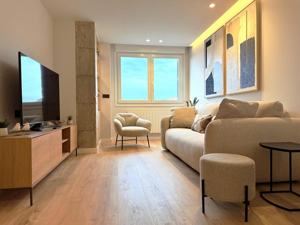 TV and multimedia, Living room, Seating area
