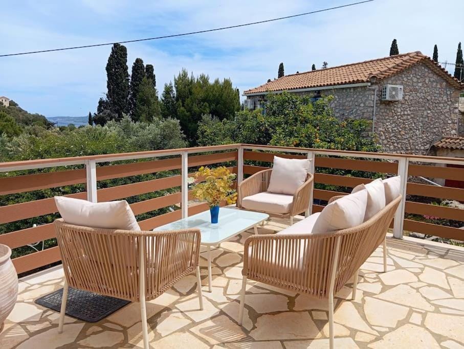 View (from property/room), Balcony/Terrace
