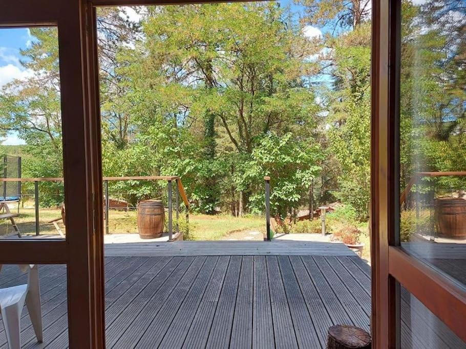 Chalet au milieu de la forêt avec lac à proximité Villa in Nouvelle-Aquitaine