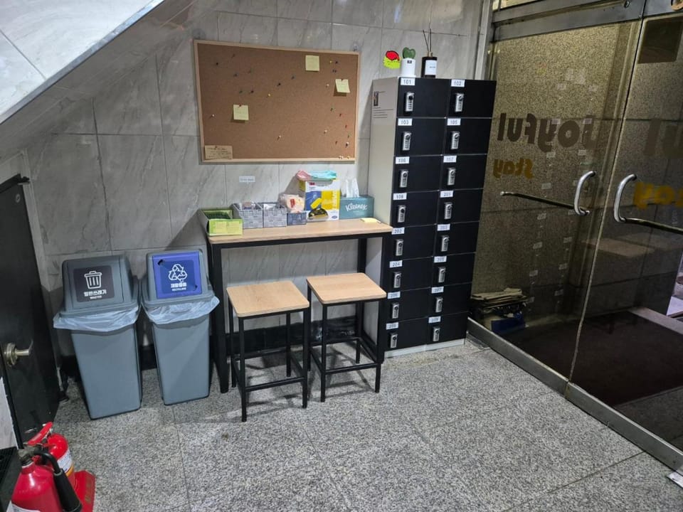 Property building, minibar, Internal: Not applicable to any particular room