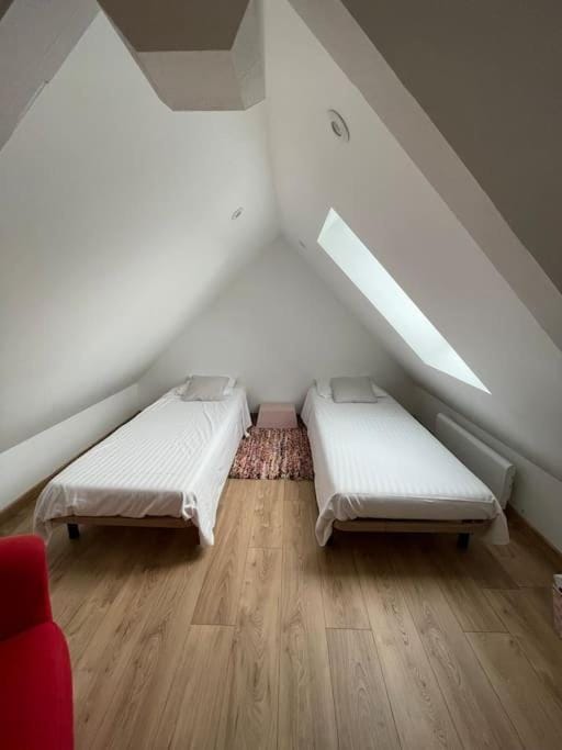 A l oree du bois piscine intérieure privée sans vis à vis House in Normandy