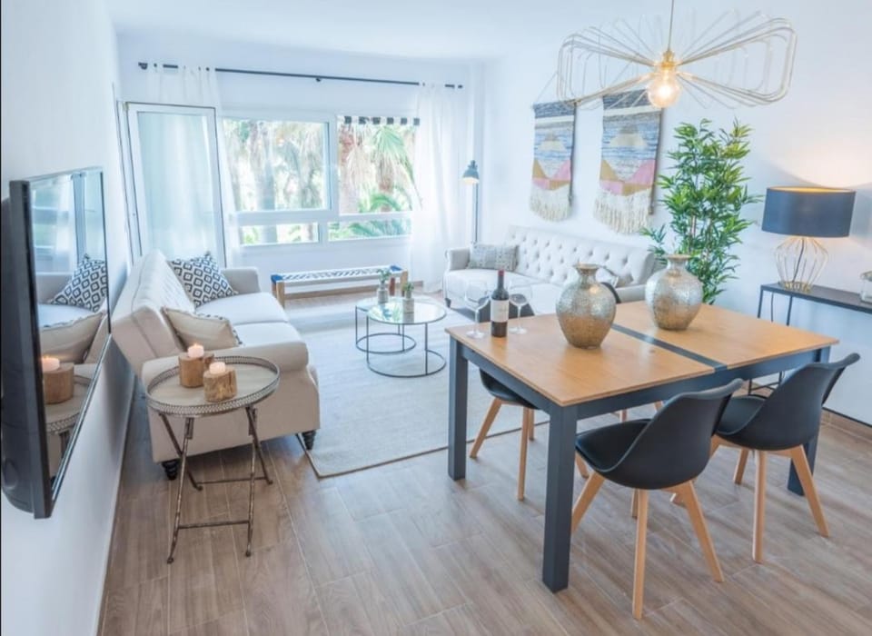APTO. PLAYA ROCIO_APTO._60_1º_PUERTO BANÚS Apartment in Marbella