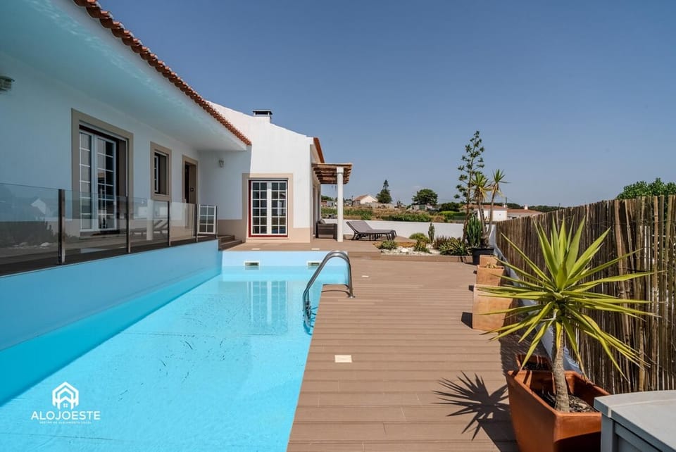 Sunrise Villa - Retreat with pool by Ericeira Villa in Ericeira