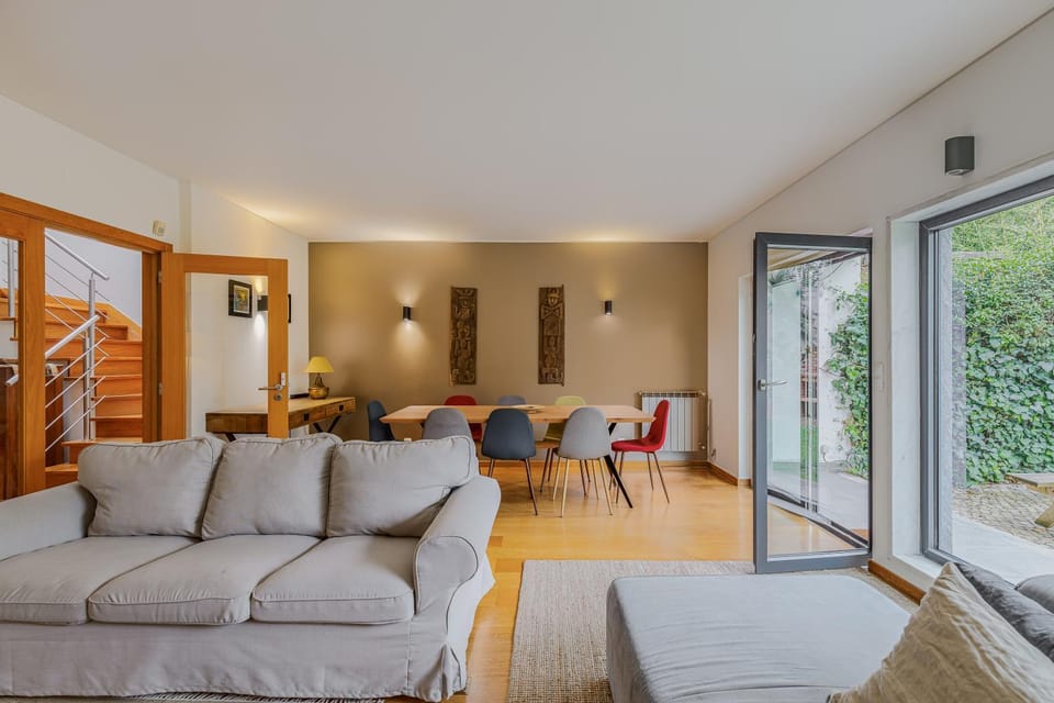 Property building, Living room
