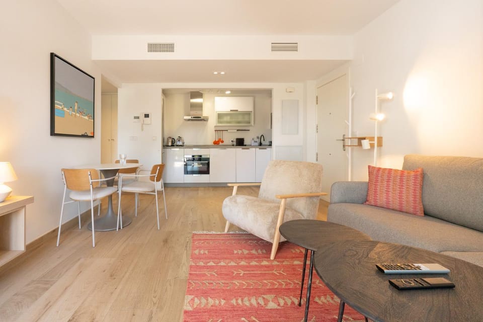 Communal lounge/ TV room, Living room