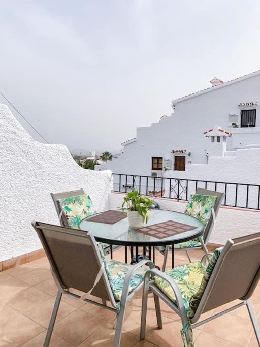Day, Balcony/Terrace