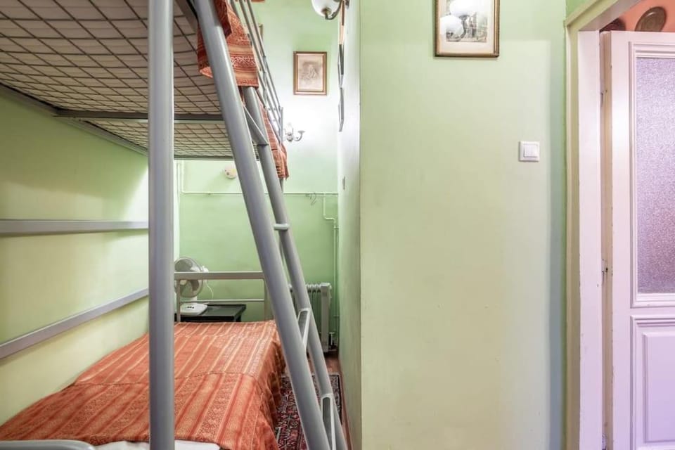 Jozsef-Corvin Central Apartment in Budapest