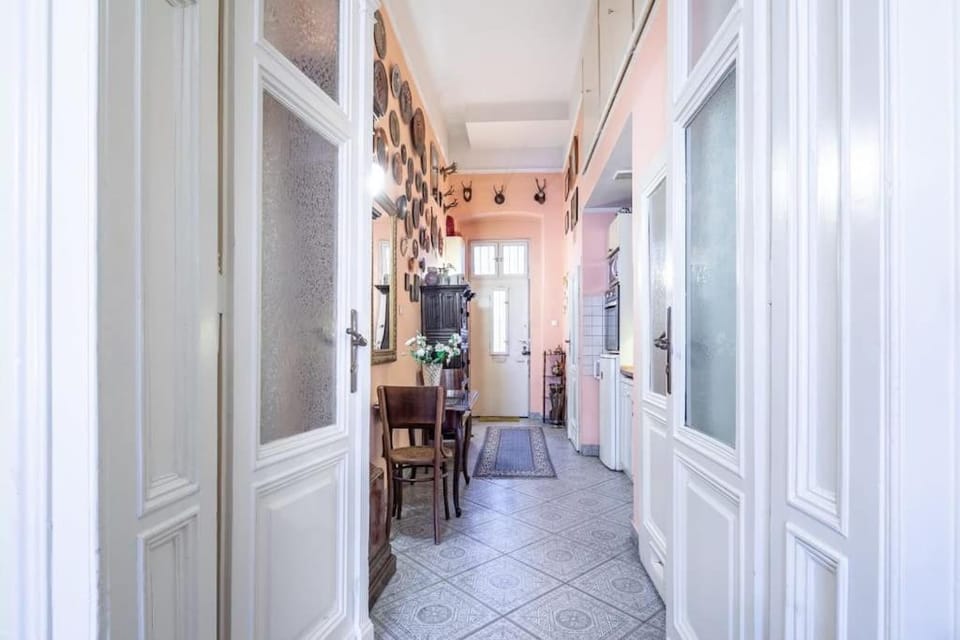 Jozsef-Corvin Central Apartment in Budapest