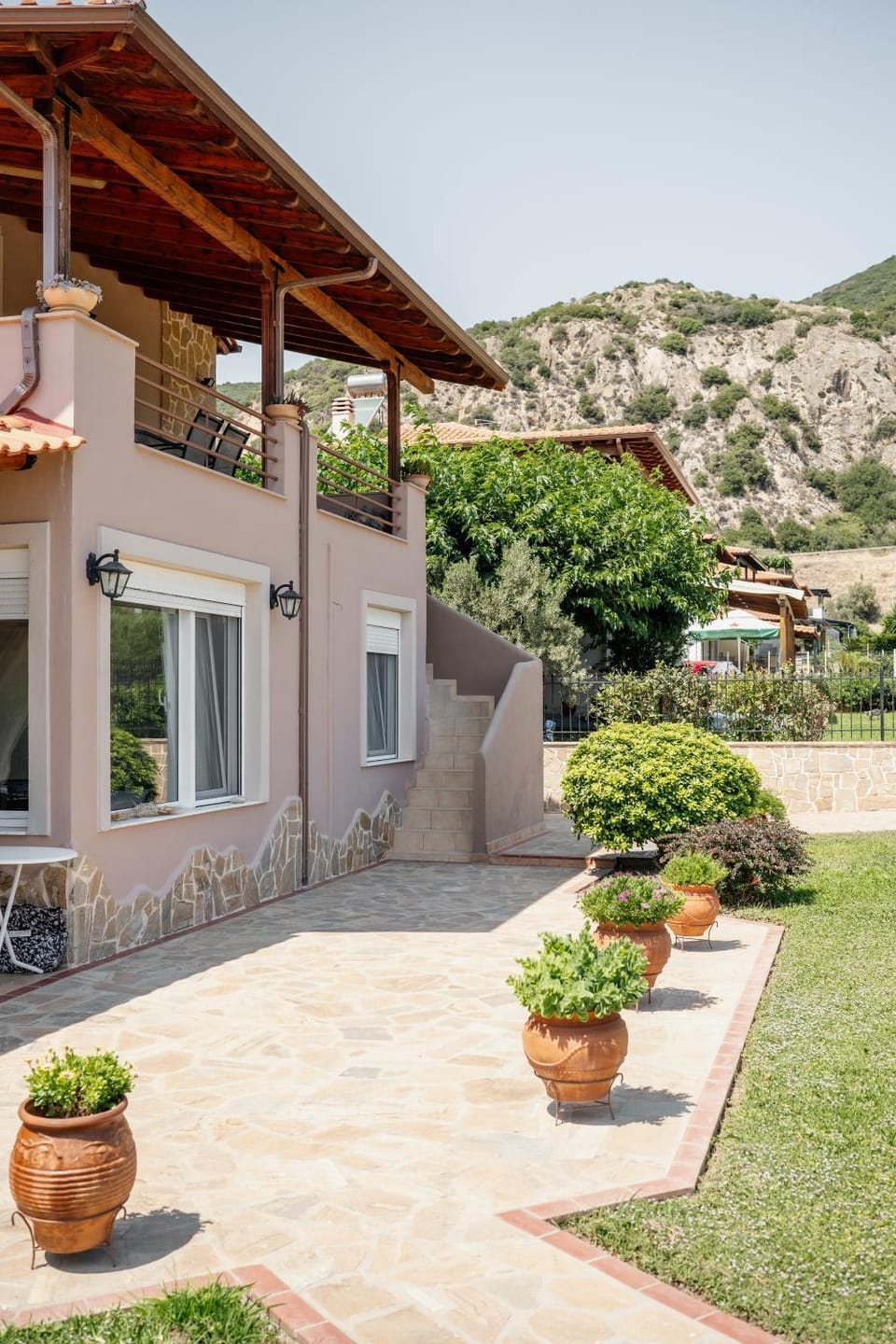 Garden, Mountain view